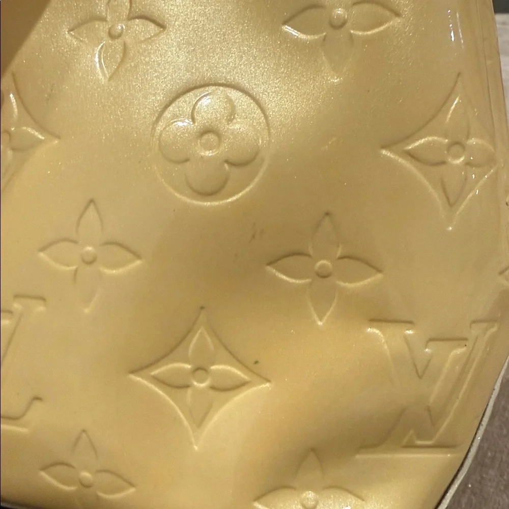 Louis Vuitton Monogram Vernis Reade PM - Picture 5 of 16